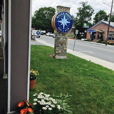 Rally Point Inn & Pub Foxborough Esterno foto